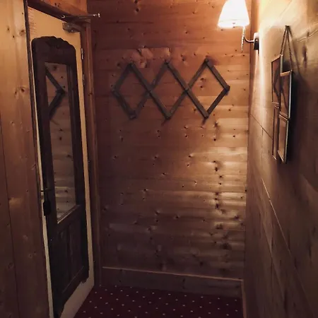 فندق Le Coin Savoyard كومْبلو