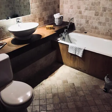 Le Coin Savoyard 3* كومْبلو